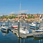 Snugg Whitby